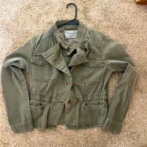 Light military/utility fashionable jacket